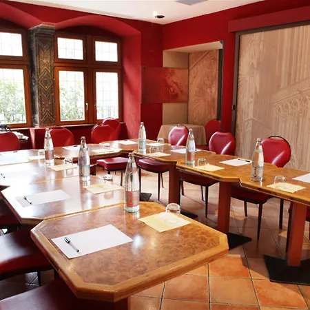 Cathedrale Szálloda